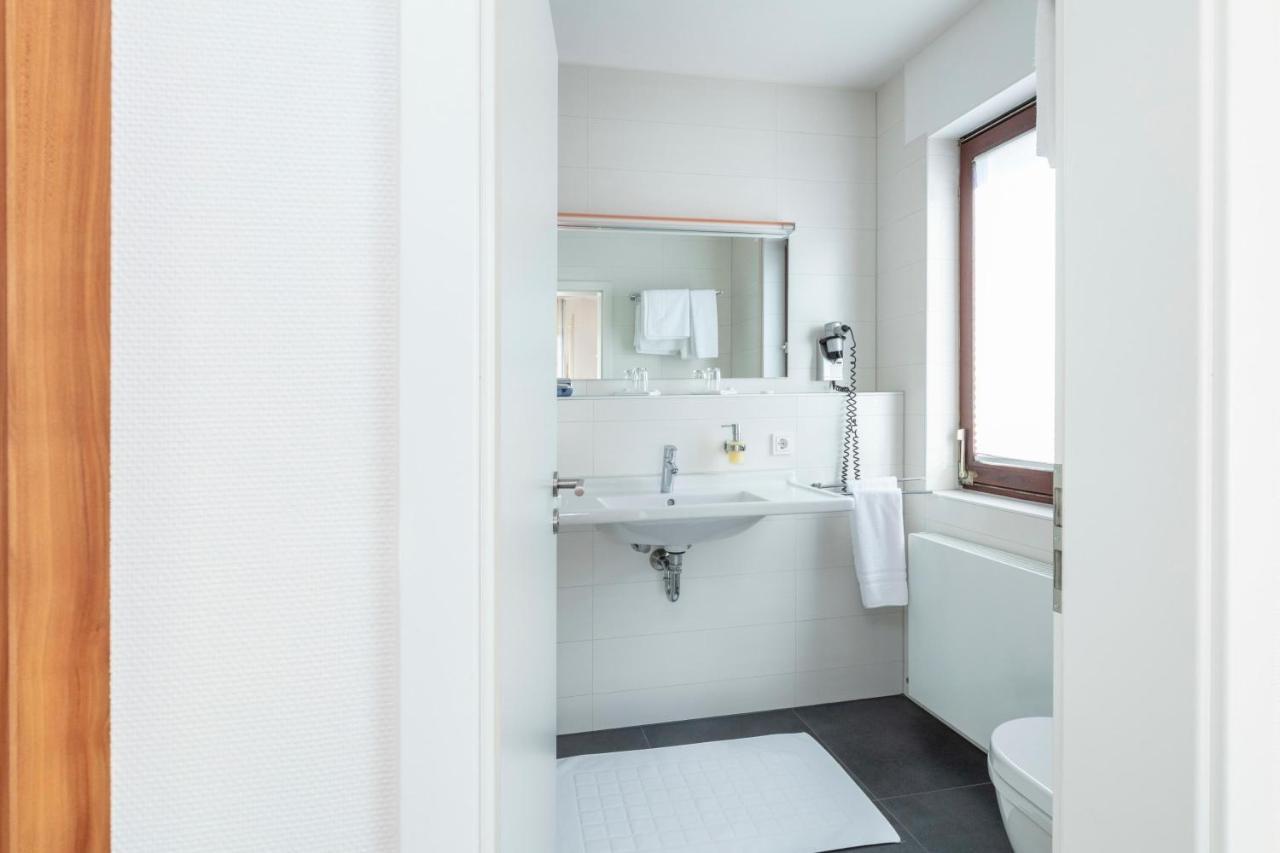 Hotel Krone Strassdorf Schwäbisch Gmünd Eksteriør bilde
