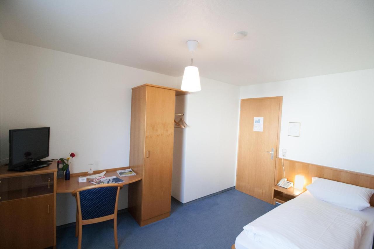 Hotel Krone Strassdorf Schwäbisch Gmünd Eksteriør bilde