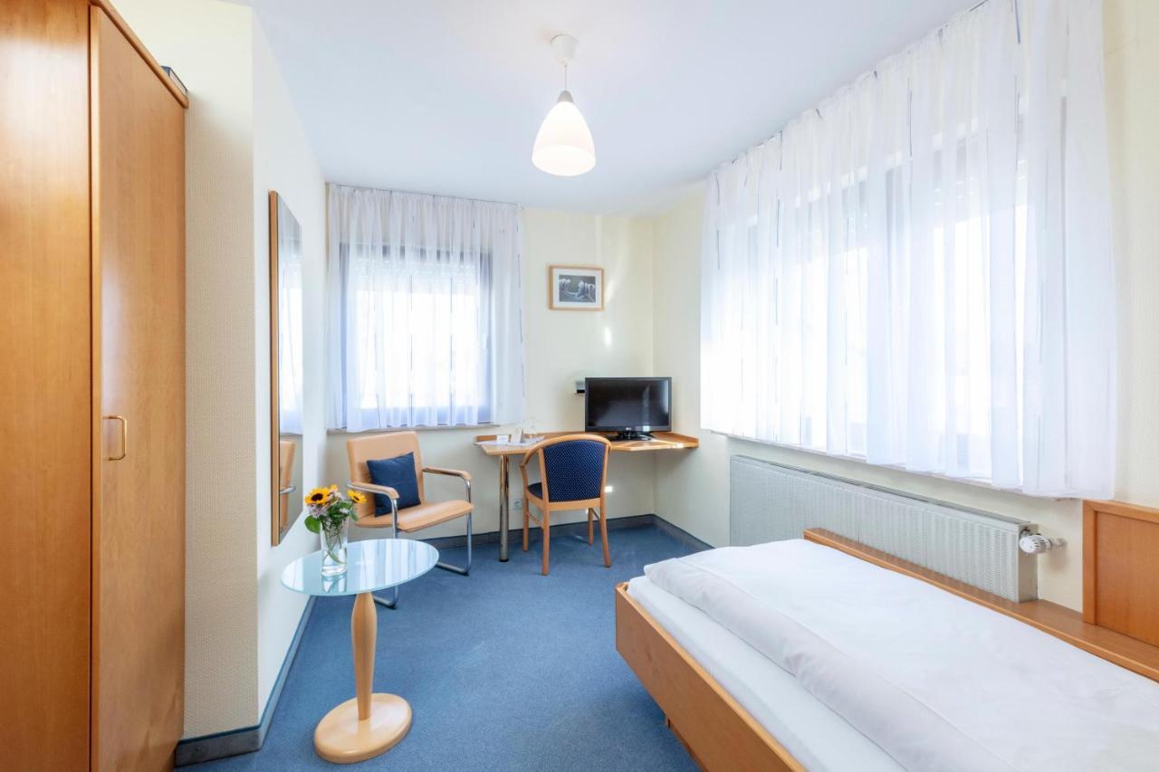 Hotel Krone Strassdorf Schwäbisch Gmünd Eksteriør bilde