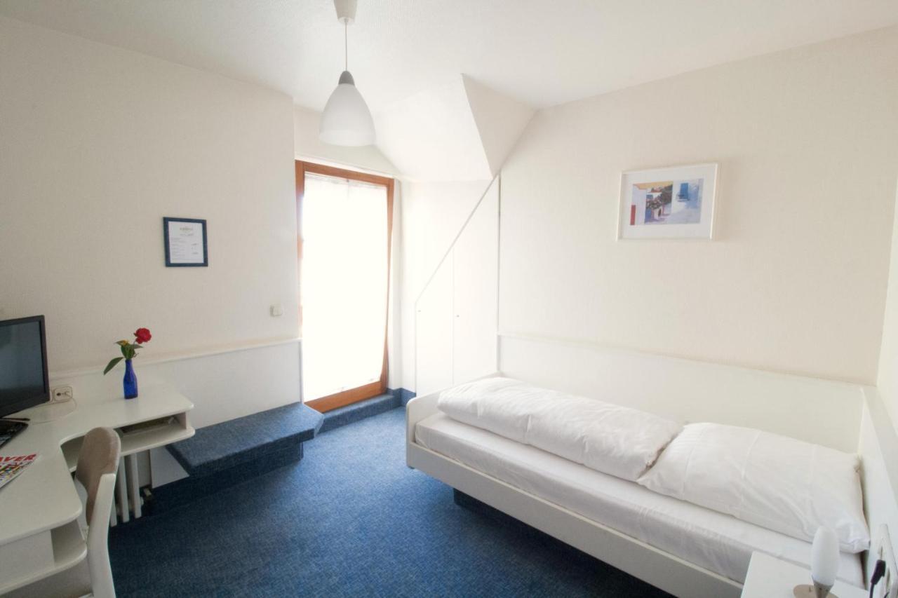 Hotel Krone Strassdorf Schwäbisch Gmünd Eksteriør bilde