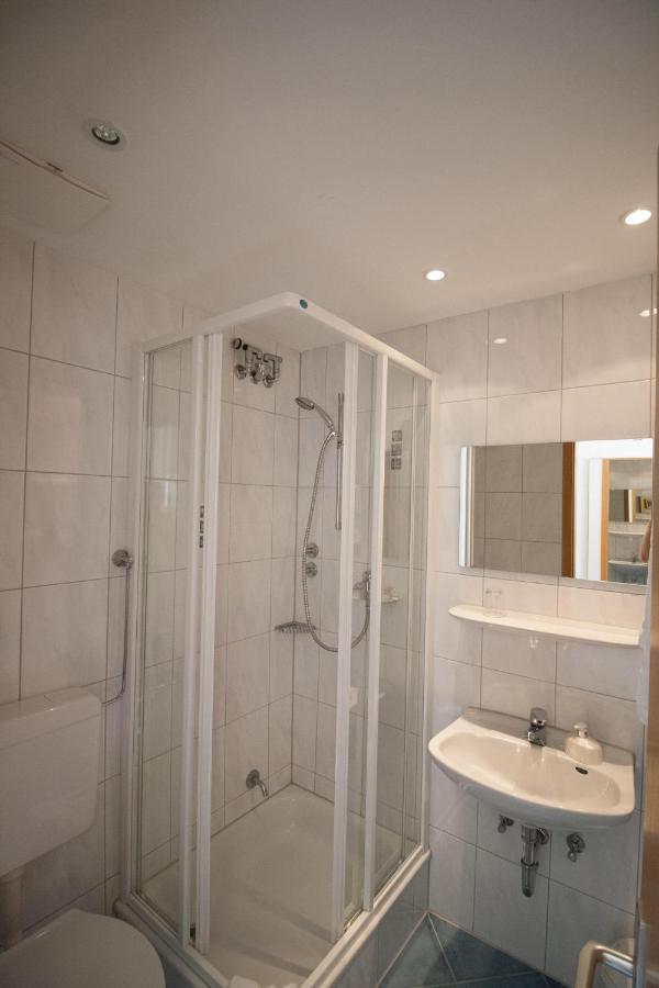 Hotel Krone Strassdorf Schwäbisch Gmünd Eksteriør bilde
